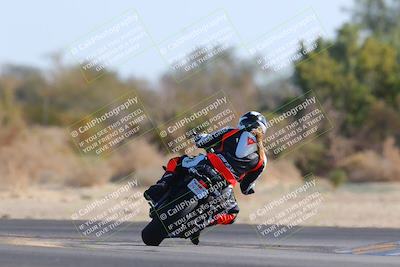 media/Dec-18-2022-SoCal Trackdays (Sun) [[8099a50955]]/Turn 7 Backside (1125am)/